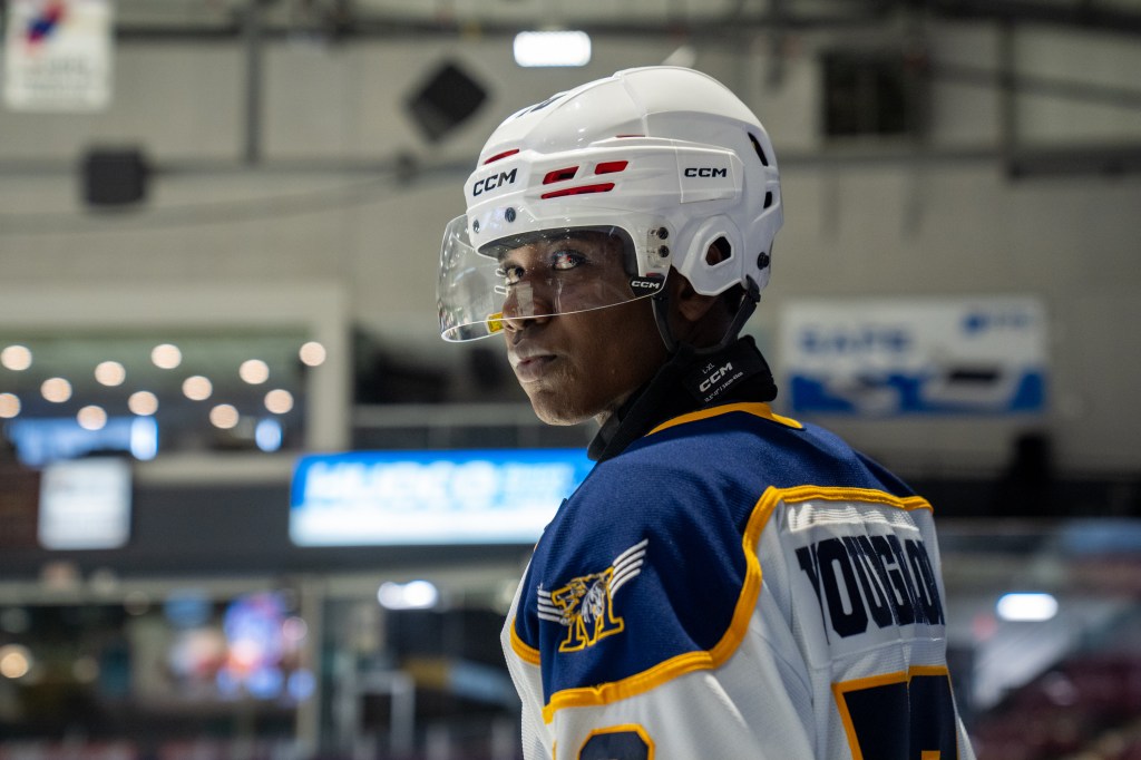 Ashton James as Dean in Youngblood.